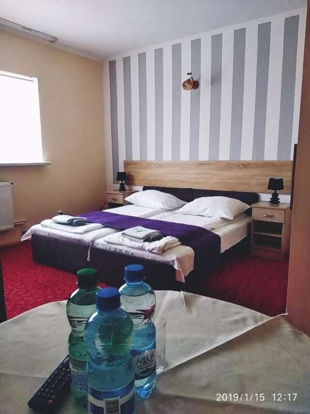 Отель Hotelik Krakowiak Ярослав-47